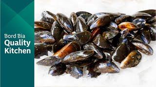 How to Clean and Prepare Mussels