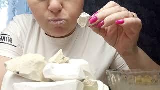 сухая/мокрая Белая гора мел#crunch#mukbang#асмр#сухойхруст#глина Уральская мокрая /сухая