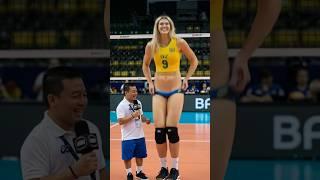 World's tallest female volleyball player in#tallwoman #tallgirlfriend #volleyball #usa