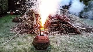 Explosive Garden Experiments with Gizzy Green Fingers