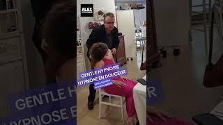 Girl hypnotized at wedding party  #hypnotize #hypnosis #hypnose #stagehypnosis #hypnotist #trance