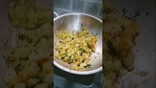 Aloo  seltni jaldi banjane ... #aloorecipe #aloo #aloosabzi #aloosabji #alookirecipe