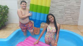 Gincana na #piscina com a participação do #Emanuel