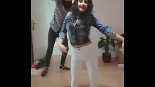 Naz Mila Vay Vaay seksi dans 1