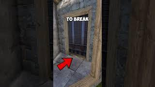 How to stop a Online raid with just a locker in RUST - #rust #rustgame #rustshorts #gaming #shorts