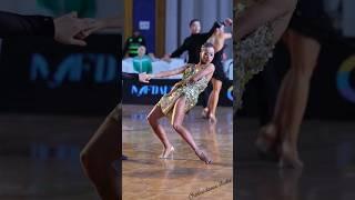 The champion is waiting for you, I believe#ballroomdance #jive ##dancetutorial #dancer #dancesport