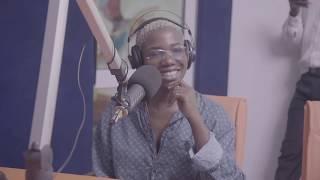 Singer Efe Keyz Wears Pyjamas To Radio Interview +Apologizes To Sugar Daddies Over Kan Dapaah’s Saga