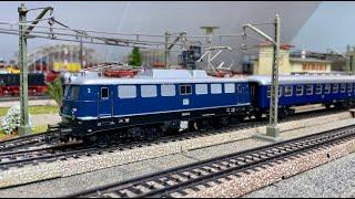 Märklin Vintage, E10 #3039 fährt auf M-Gleis Modelleisenbahn