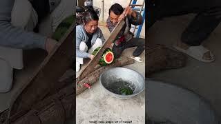 Who cuts watermelon like this #shortvideo @FAHIMKHANARMAN577