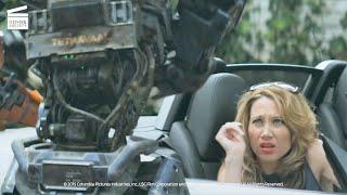 Chappie: Daddy's car HD CLIP