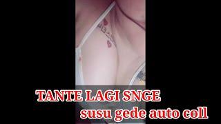 Tante montok susu gede auto coll