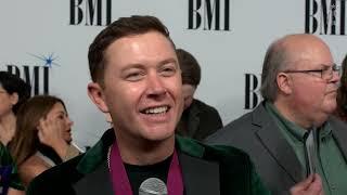 Scotty McCreery's Son Took His First Steps At The Grand Ole Opry Christmas Show