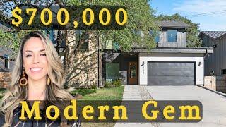 Discover This  Modern Home in Jonestown TX |   $700,000 | 3 beds, 4 baths I Realtor Angie Foster