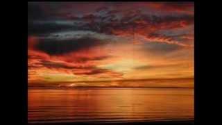 JAMES TAYLOR,PAULSIMONS & ART GARFUNKEL _WHAT A WONDERFUL WORLD.