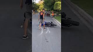 Хитрец  #bikeborn #мотоциклы #funny #motoasia #юмор #прикол #motolove #motolife #шортс #bikelove
