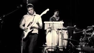 Lee Meehan and The 9 Bars - Cromagnon