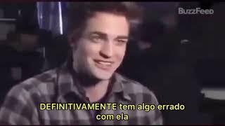 Robert Pattinson falando mal sobre crepusculo em entrevista