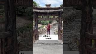 I'm walking ____ the bridge | English Prepositions #grammar #english #englishgrammar #prepositions