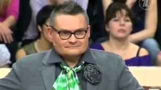 Kак выбрать наряд для дамы с пышными формами