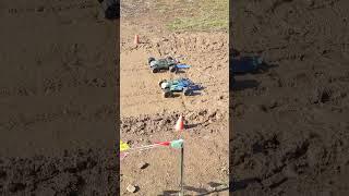 RC drag racing in the mud | E-Revo vs E-Revo