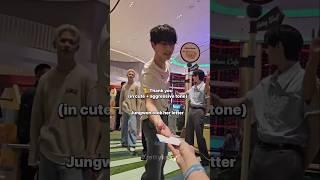 Jungwon took engenes letter at bangkok cafe event #enhypen #jungwon #sunghoon #engene #prettyksky
