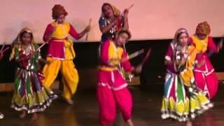 Rajasthani Folk Dance (Dholna) by students of Paramlakshya World School