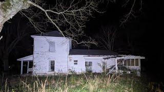 Grandma's Time Capsule House Abandoned 1992 (She Passed On The Couch & Left Stains) (Strange Noises)