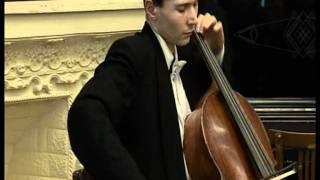 Felix Yanov-Yanovski. «Quasi Tango» pour violoncelle solo