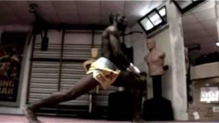 Muaythaitv Trophy S1E01: Olivier TCHETCHE