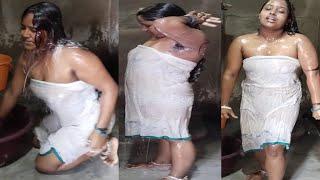 desi aunty open bathing vlog || bathing vlog 2024