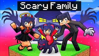 Having a SCARY FAMILY in Minecraft!