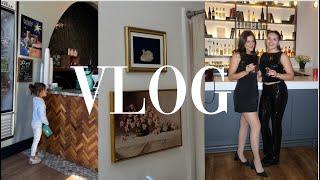 DAYS IN MY LIFE: belk influencer event + bathroom remodel reveal + prepping for christmas!