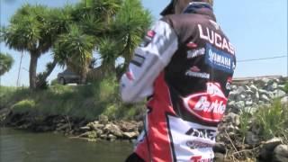 Justin Lucas with a 10 on Day 3 BASS Live www.bassmaster.com