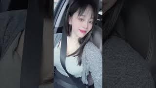 묵직한 안전벨트 누나