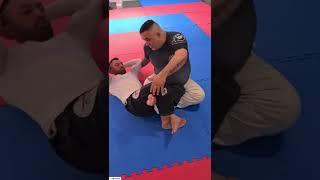 variação do leg lock para chave de panturilha-leg lock variation for calf brace