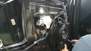 Audi Q7 door interior and window glass removal / replacement