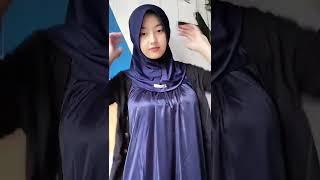 SI CANTIK JELITA LEONA KANZA