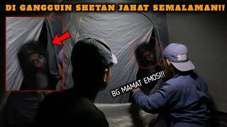 CAMPING HOROR DI GANGGU SHETAN SEMALAMAN DI GUBUK BG MAMAT SAMPAI EMOSI GAK BISA TIDUR HORROR !!!