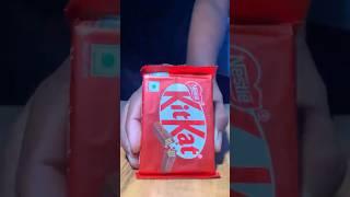 Kitkat milkshake#milkshake #food #kitkatshake #chocolate #viralvideo #dairymilk #milk #milkshakes