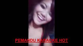 PEMANDU KARAOKE HOT DI PAKSA CIUMAN, NAFSU BANGET TAMU NYA