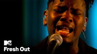 Victor Ray performs ‘Stay For A While’ | Fresh Out