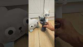 Sprunki Gray defending Wenda from Pebble in Dandys World ️ #plush #plushies #sprunki #pebble #gray