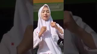 Cantik bikin pengen goyang bareng, tiktok hot abg