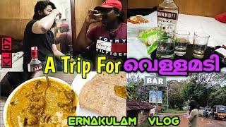 Kochi City Vlog|Smirnoff Vodka|Bars In Kochi|Malayalam Vellamadi Video|Vodka Review Malayalam|VLOG