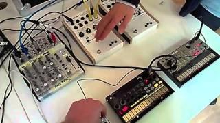 KOMA Elektronik Office Test: KORG Volca Series with KOMA Pedals