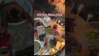 Txaikhoobhmoov nrog xibfwb Nkaujhlis