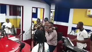 WOOOOW YOU CANT BELIEVE HOW OBOLO STICKS DOERS HIS WORK