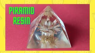 Flower in the pyramid epoxy resin ornaments