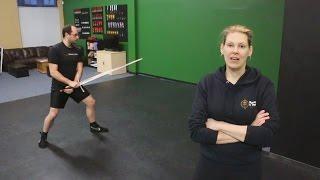 An introduction to stance and footwork in sword fighting (HEMA)