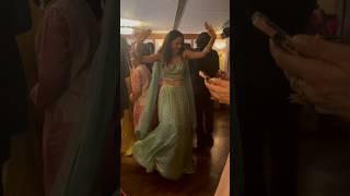 Bahot maze bahot maze | Dance | Mahendi |Heena Parmar #dance #mahendi #heenaparmar #wedding